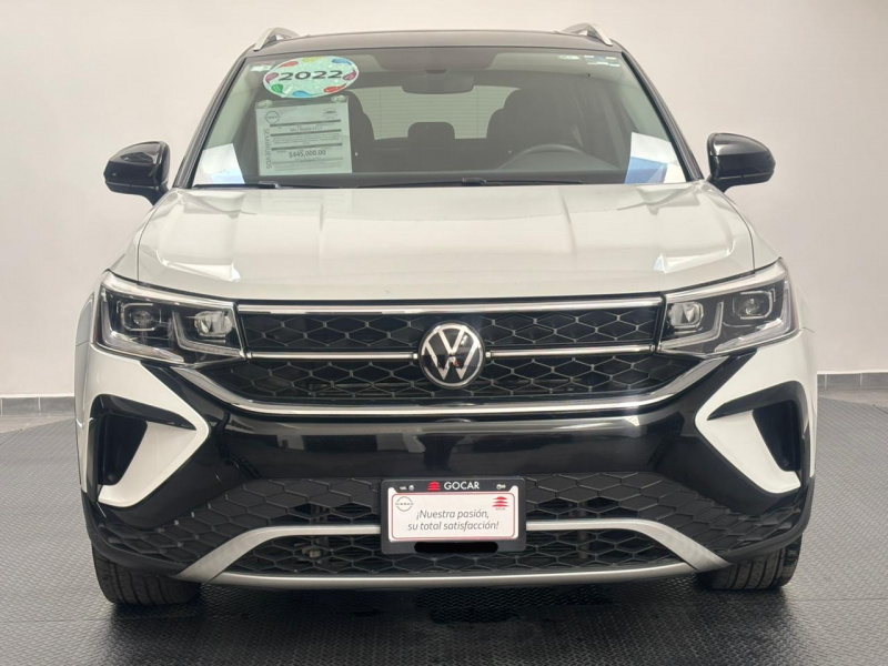 Volkswagen Taos  5 pts. Highline Black, 1.4T, 150 HP, TA, piel, f. led, TP, rieles en techo, RA-18 2022